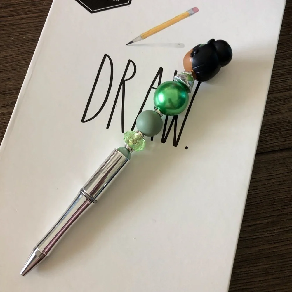 Disney doorables: The Princess and The Frog: Princess Tiana handmade beaded pen